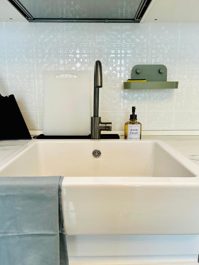 Ultracentral Lux Boutique 1Br Ap Near Subway Bucureşti Ngoại thất bức ảnh