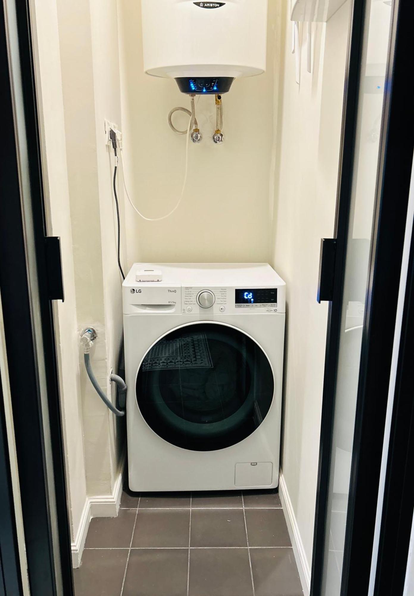 Ultracentral Lux Boutique 1Br Ap Near Subway Bucureşti Ngoại thất bức ảnh